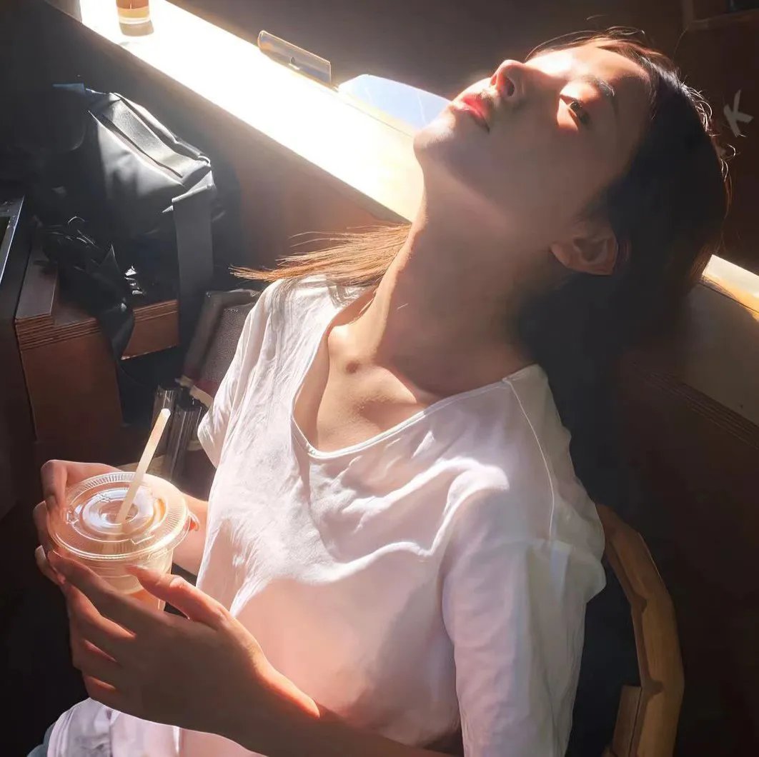七星幻蝶墓 海报